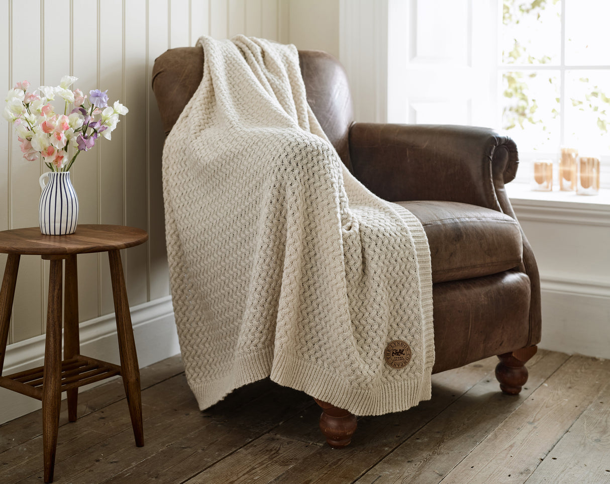 TLC Cadenza Knitted Throw