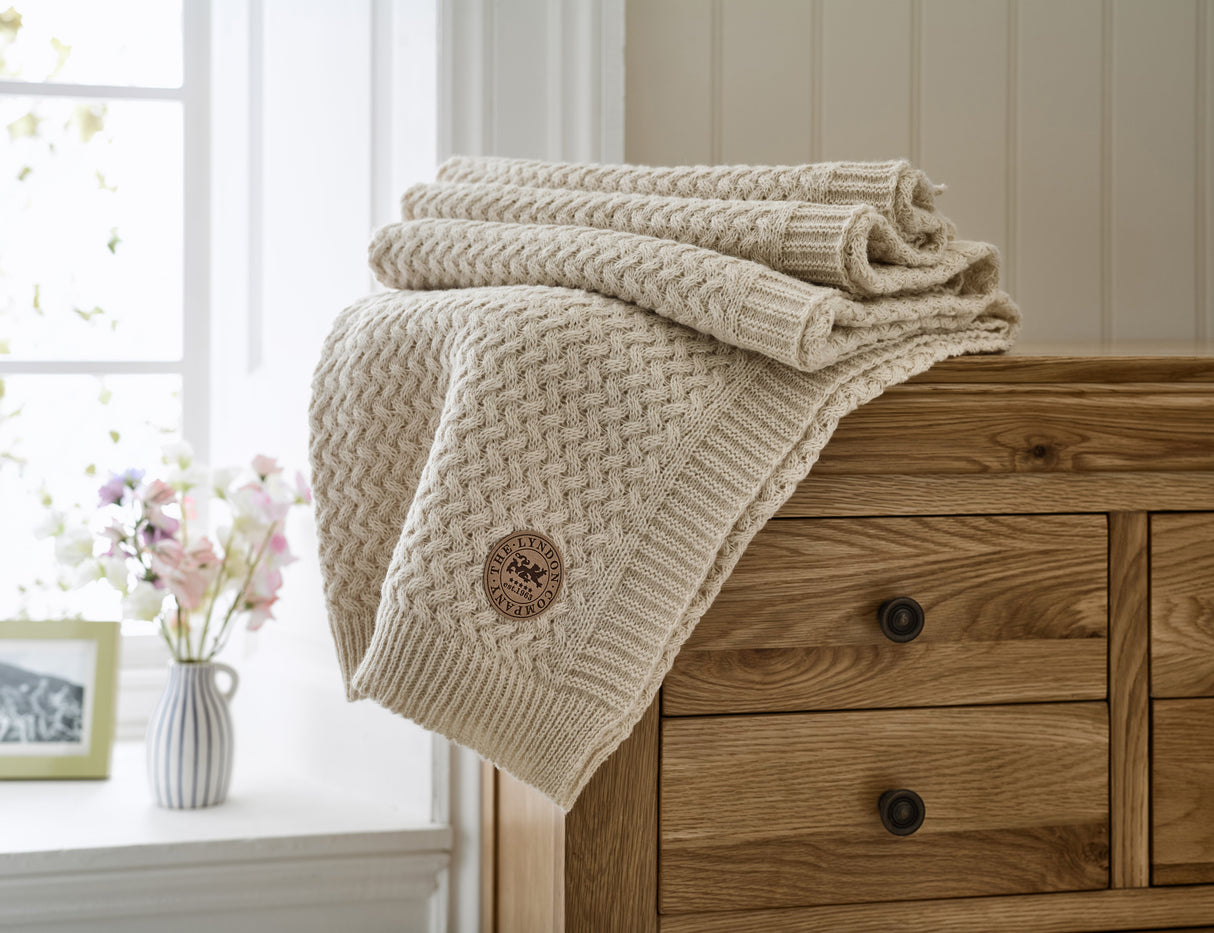 TLC Cadenza Knitted Throw