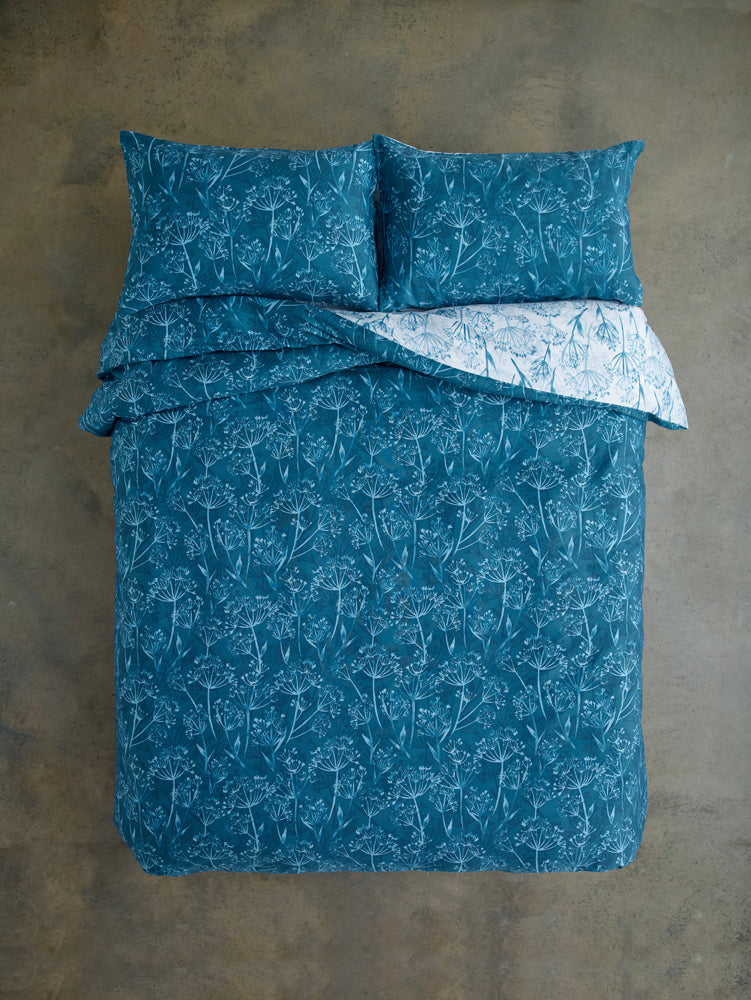 Cows Parsley Reversible Easy Care Duvet Set