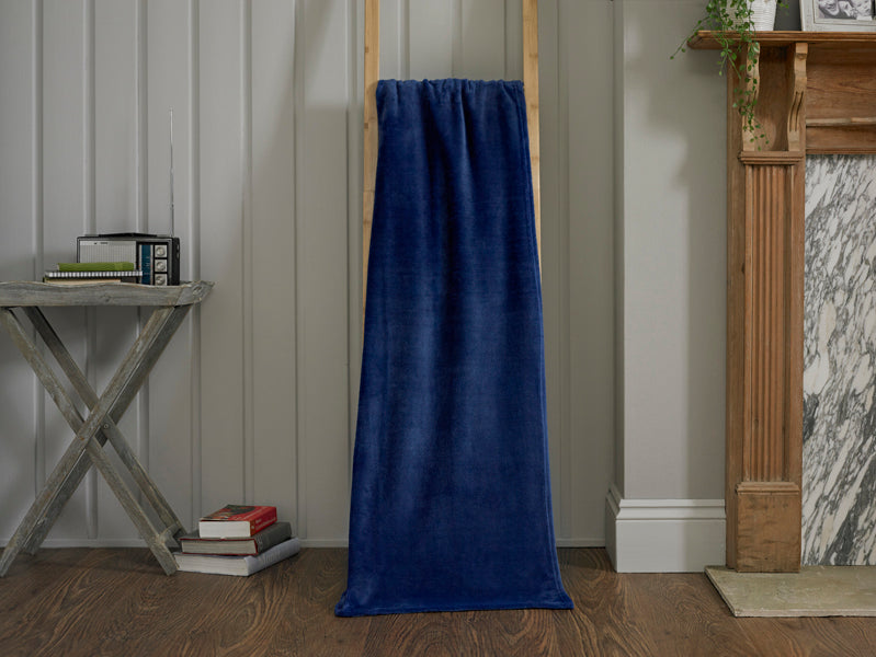 Cozy Comfort Microfibre Throw