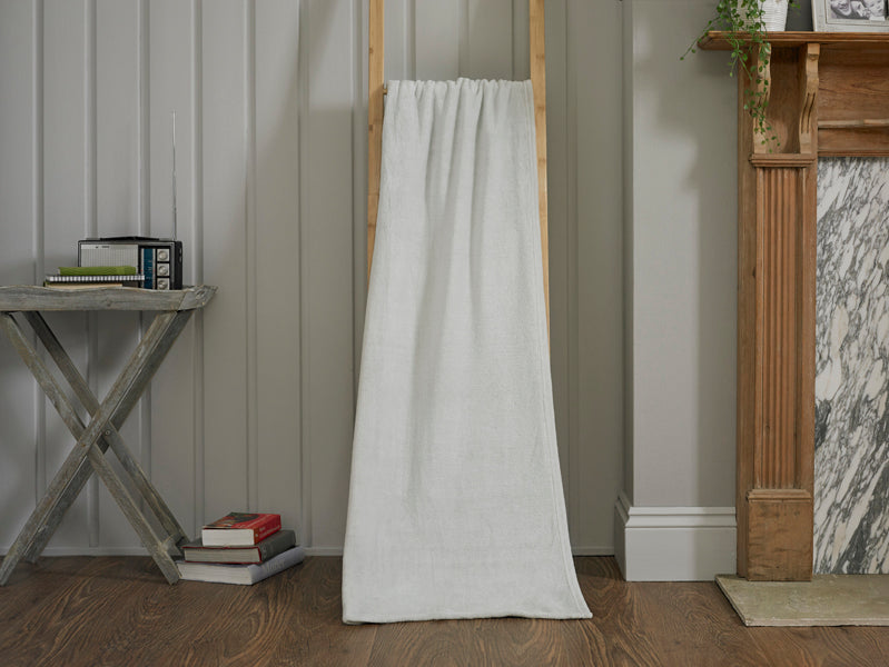 Cozy Comfort Microfibre Throw