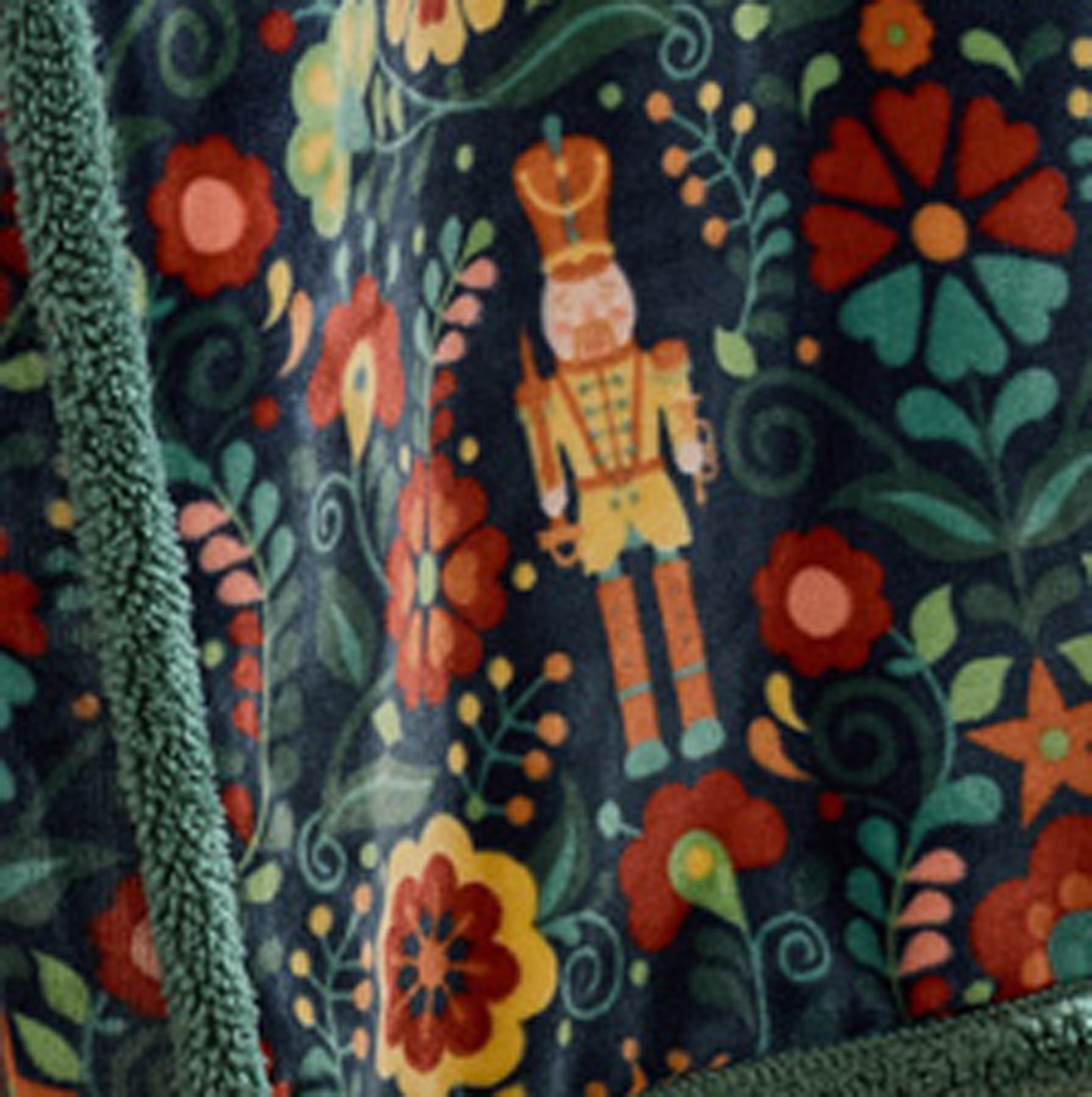 Folkloric Nutcracker Sherpa Throw 130x170cm