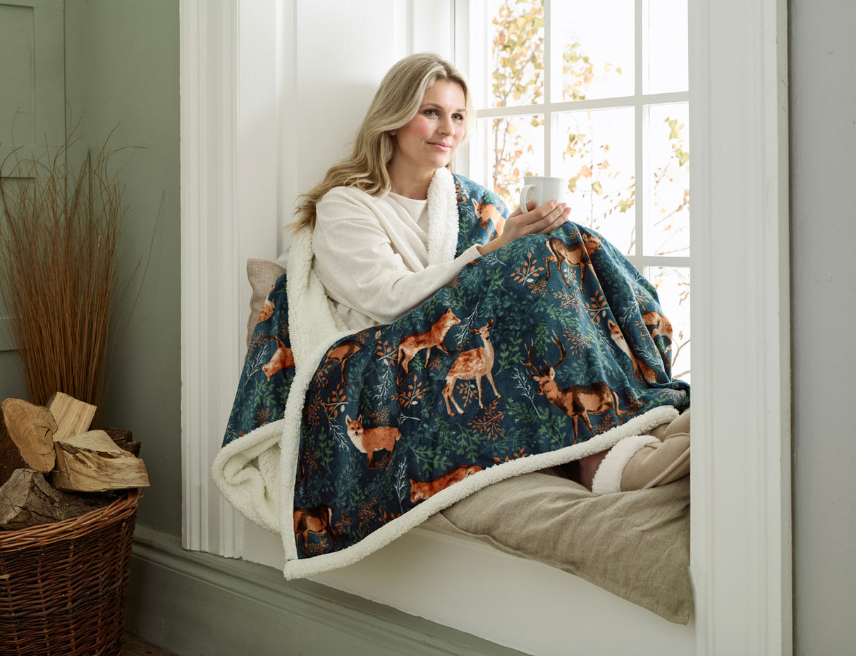 Fox and Deer Teal Heated Sherpa Throw – 140x180cm