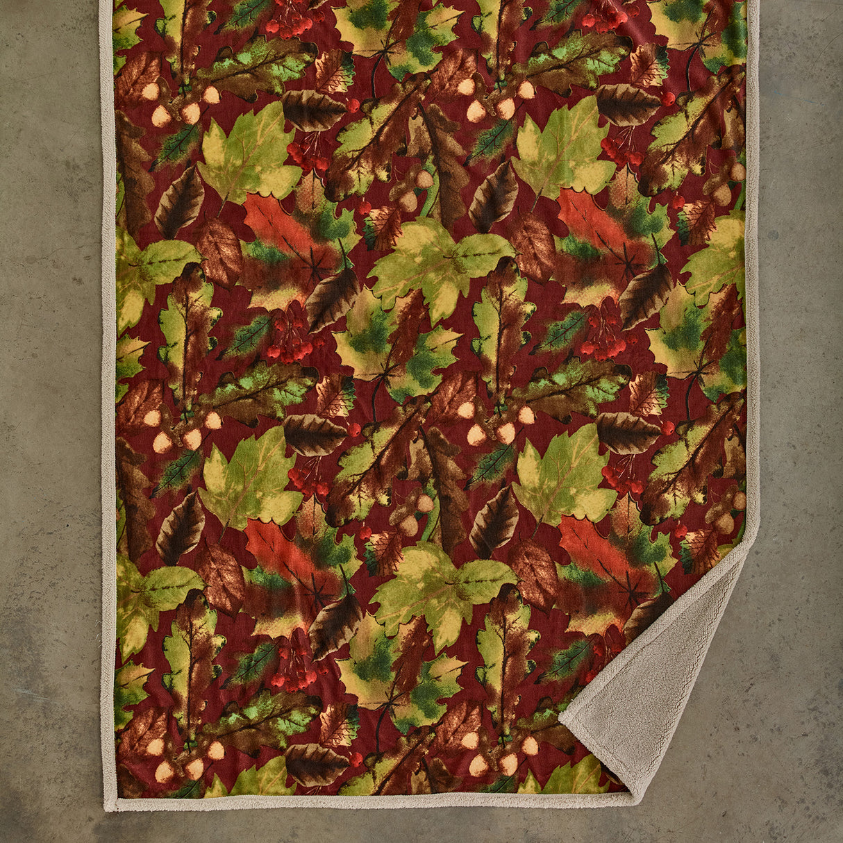 Winter Leaves Sherpa Fleece Throw 130x170cm