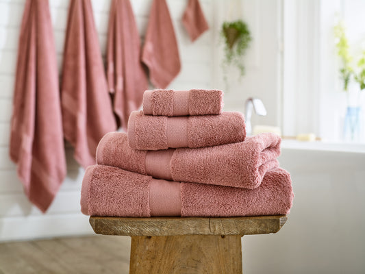 Egyptian Embrace Towels – Luxuriously Soft & Absorbent Egyptian Cotton