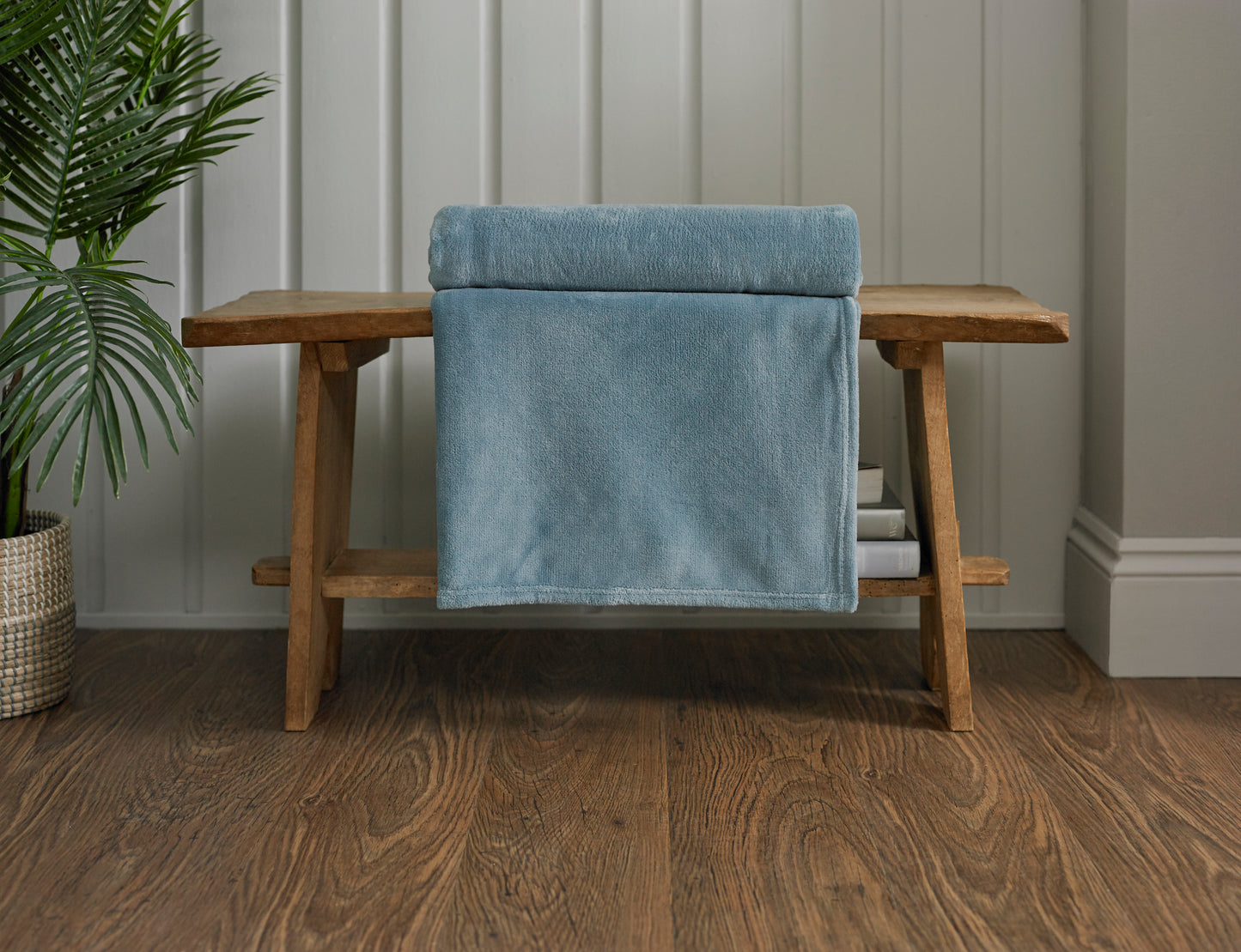Snuggle Touch Microfibre Throw