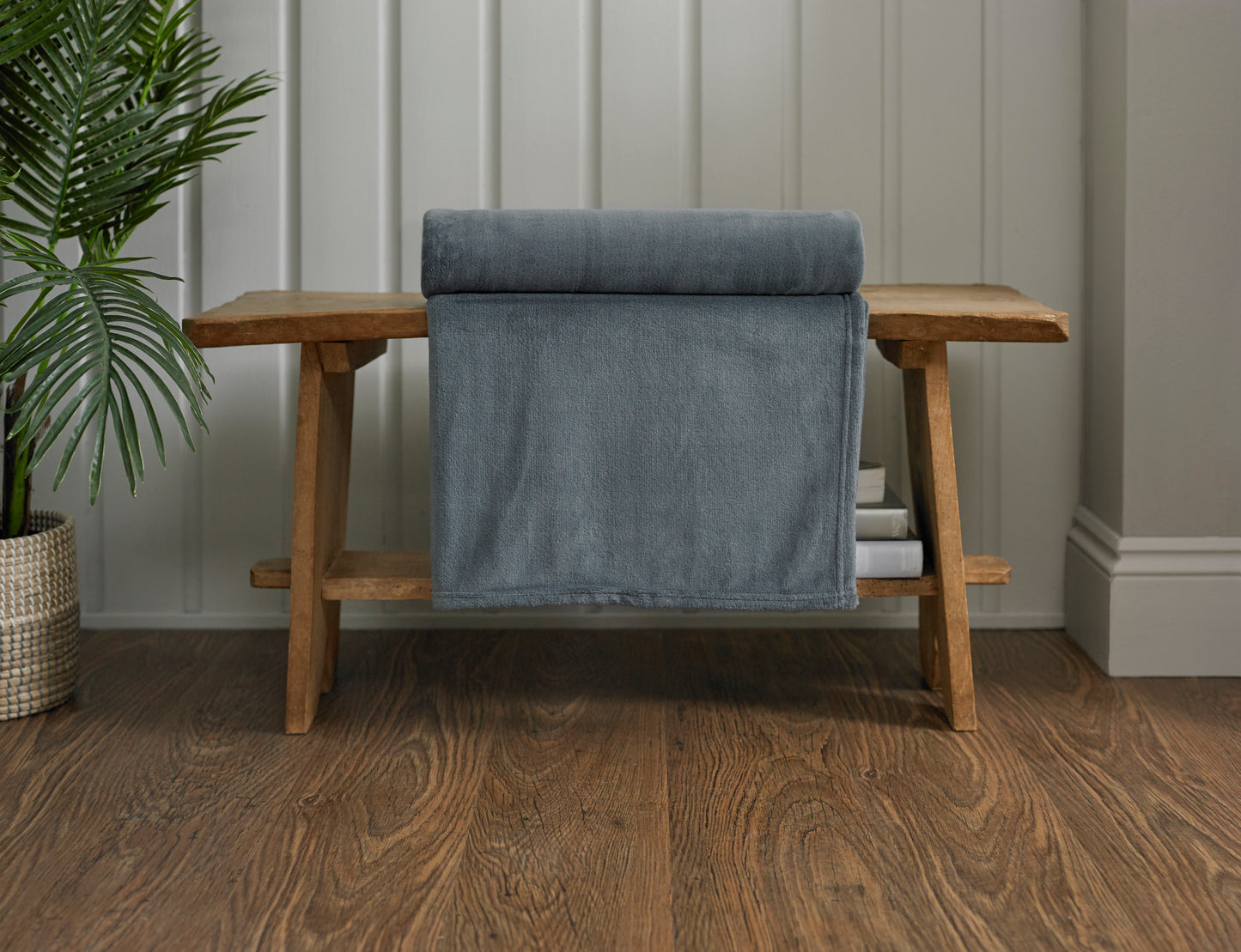 Snuggle Touch Microfibre Throw
