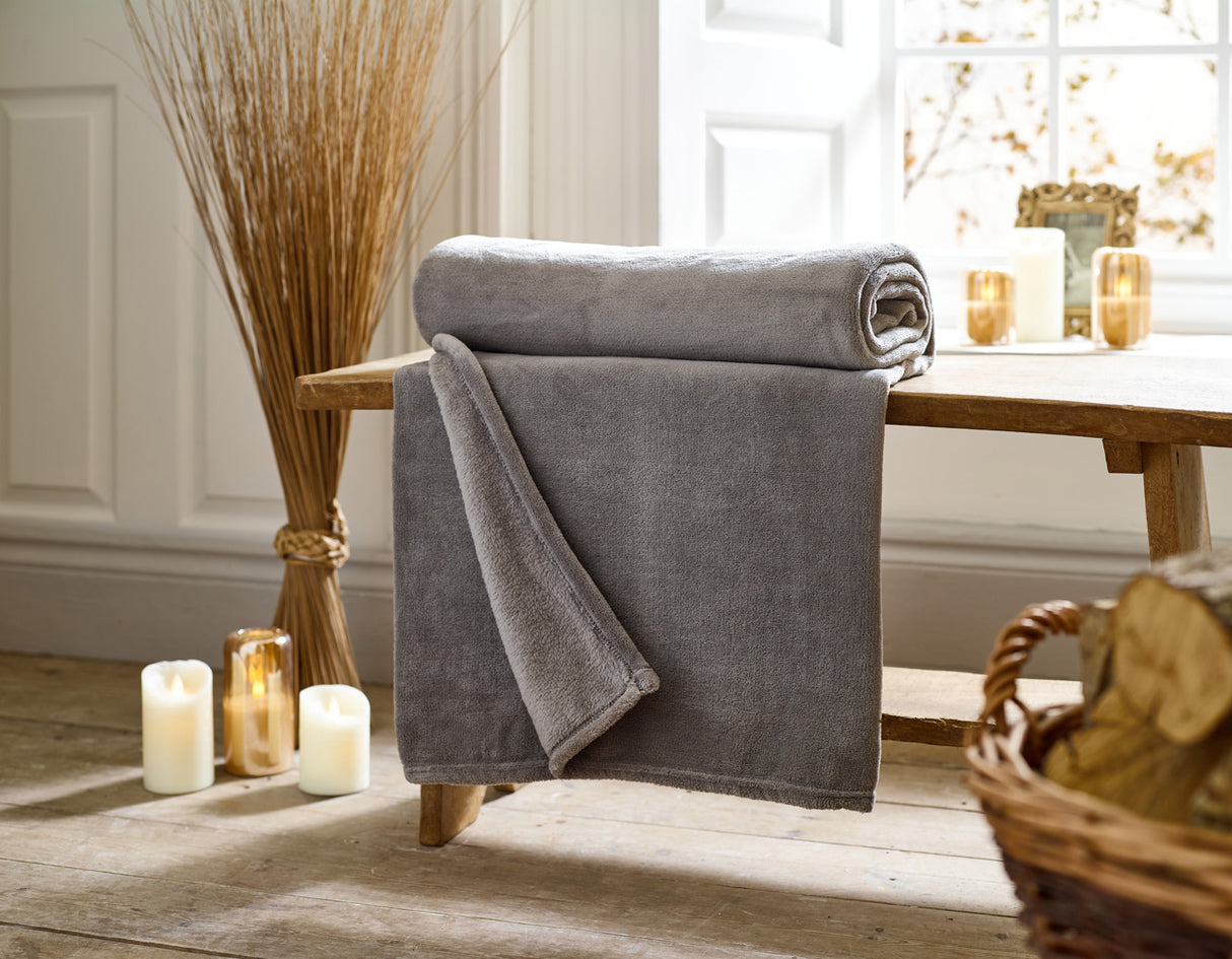 Snuggle Touch Microfibre Throw