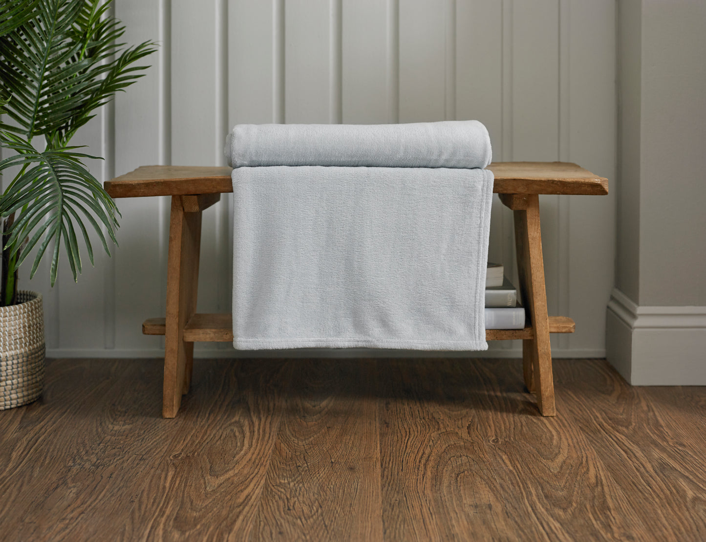 Snuggle Touch Microfibre Throw