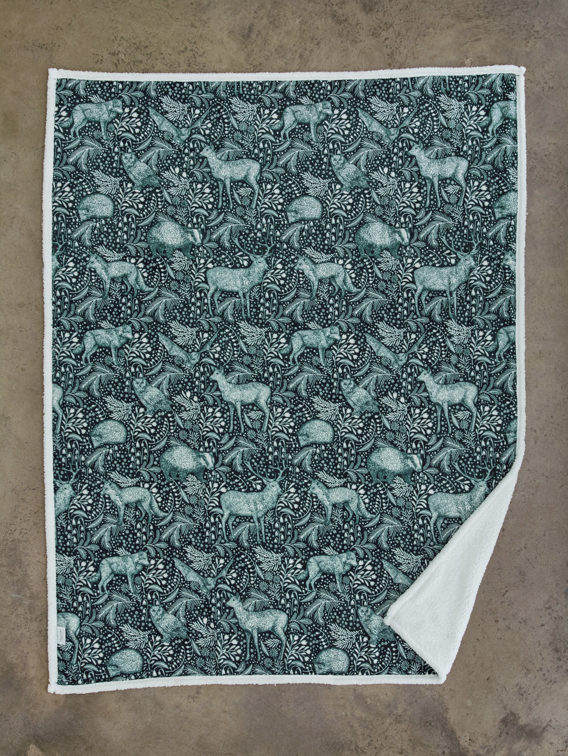 Woodland Folk Sherpa Throw 140x180cm