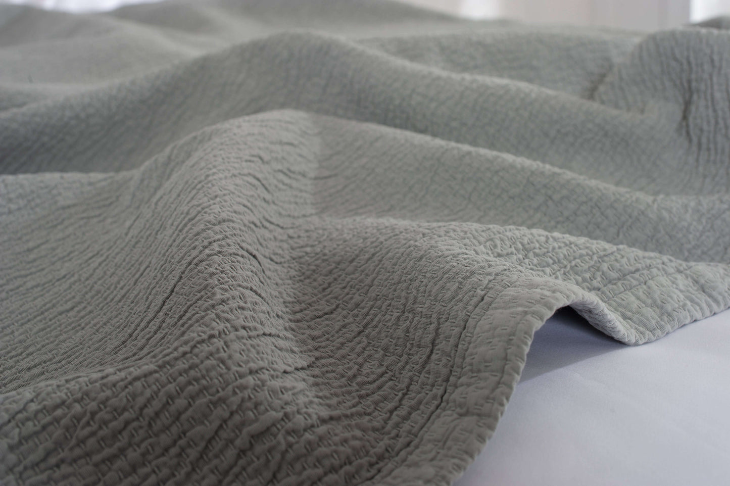 Guimaraes Bed Throw