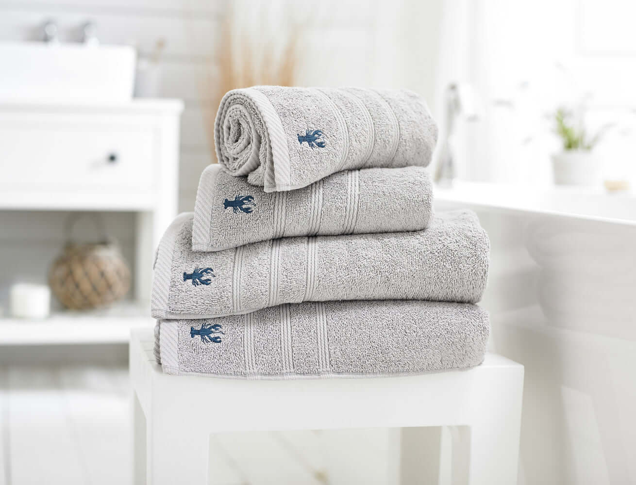LC Kaleidoscope Combed Cotton Towels 550 GSM