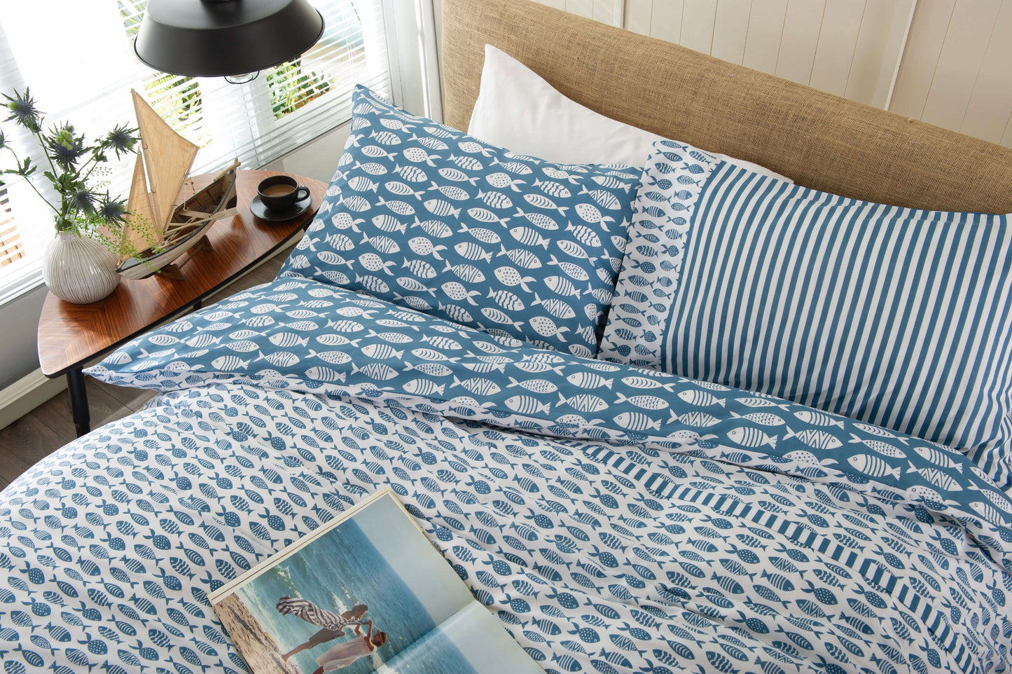 LC Small Fish Reversible Duvet Set with Fabric Bag