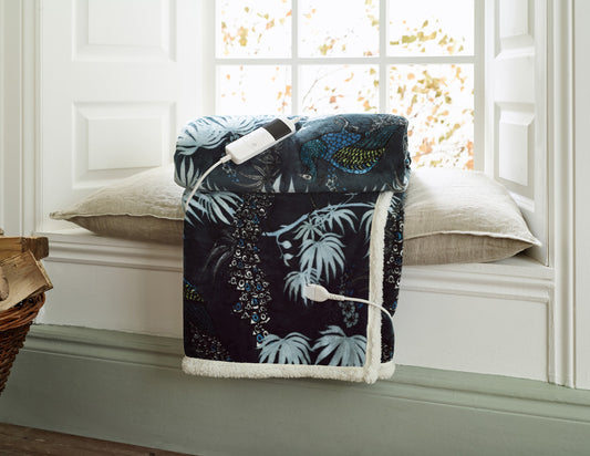 Peacocks Teal Heated Sherpa Throw – 140x180cm