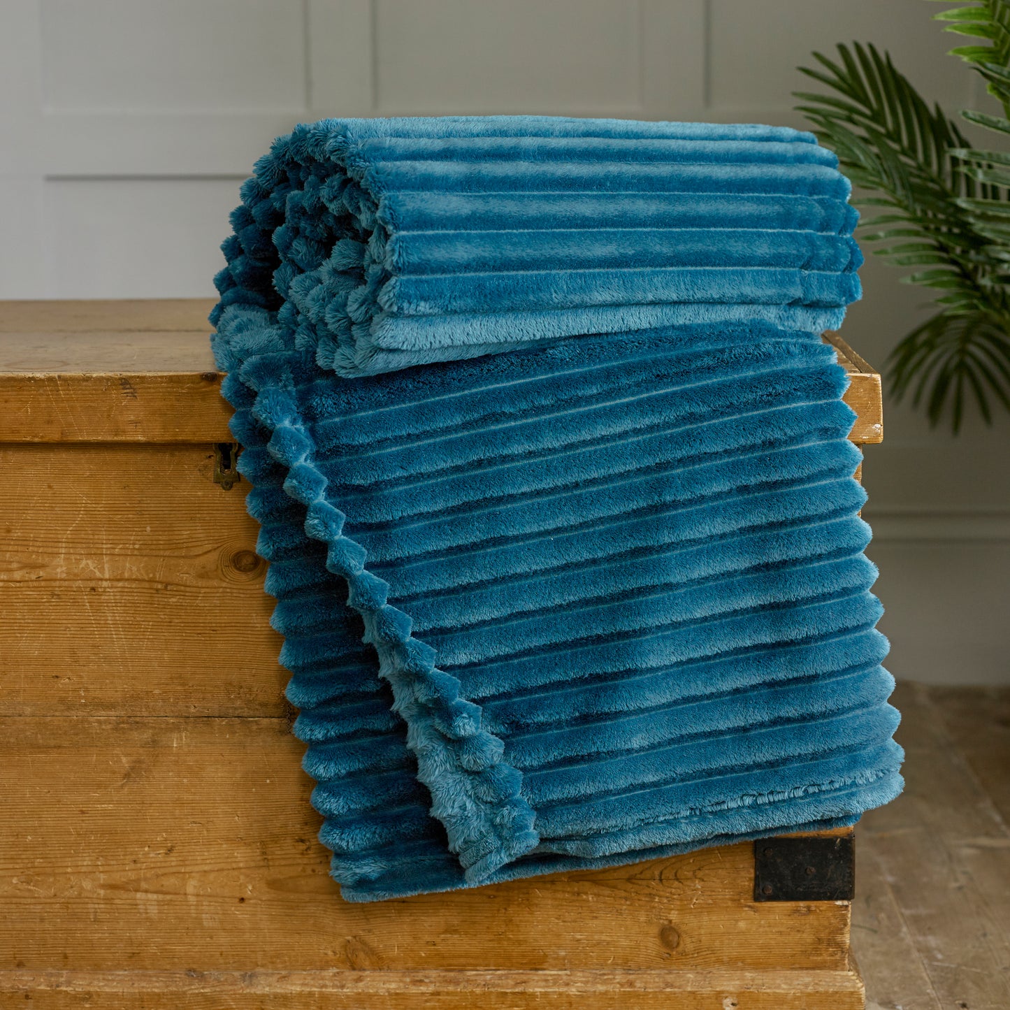 Radley Supersoft Ribbed Throw