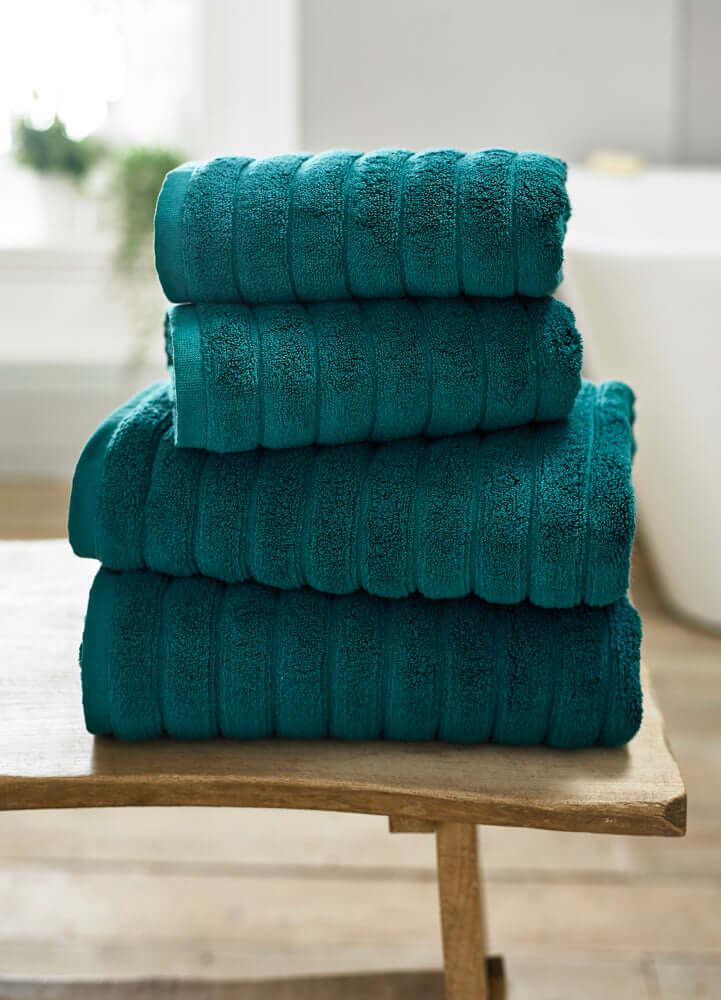 Ribbleton Zerotwist Cotton Towels 700 GSM