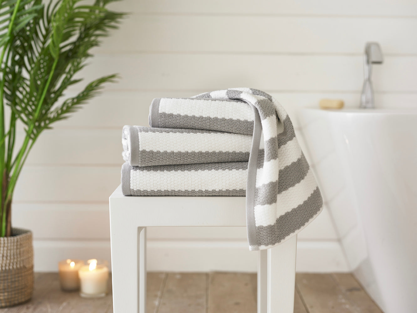 Boston Stripe Cotton Towels 550 GSM