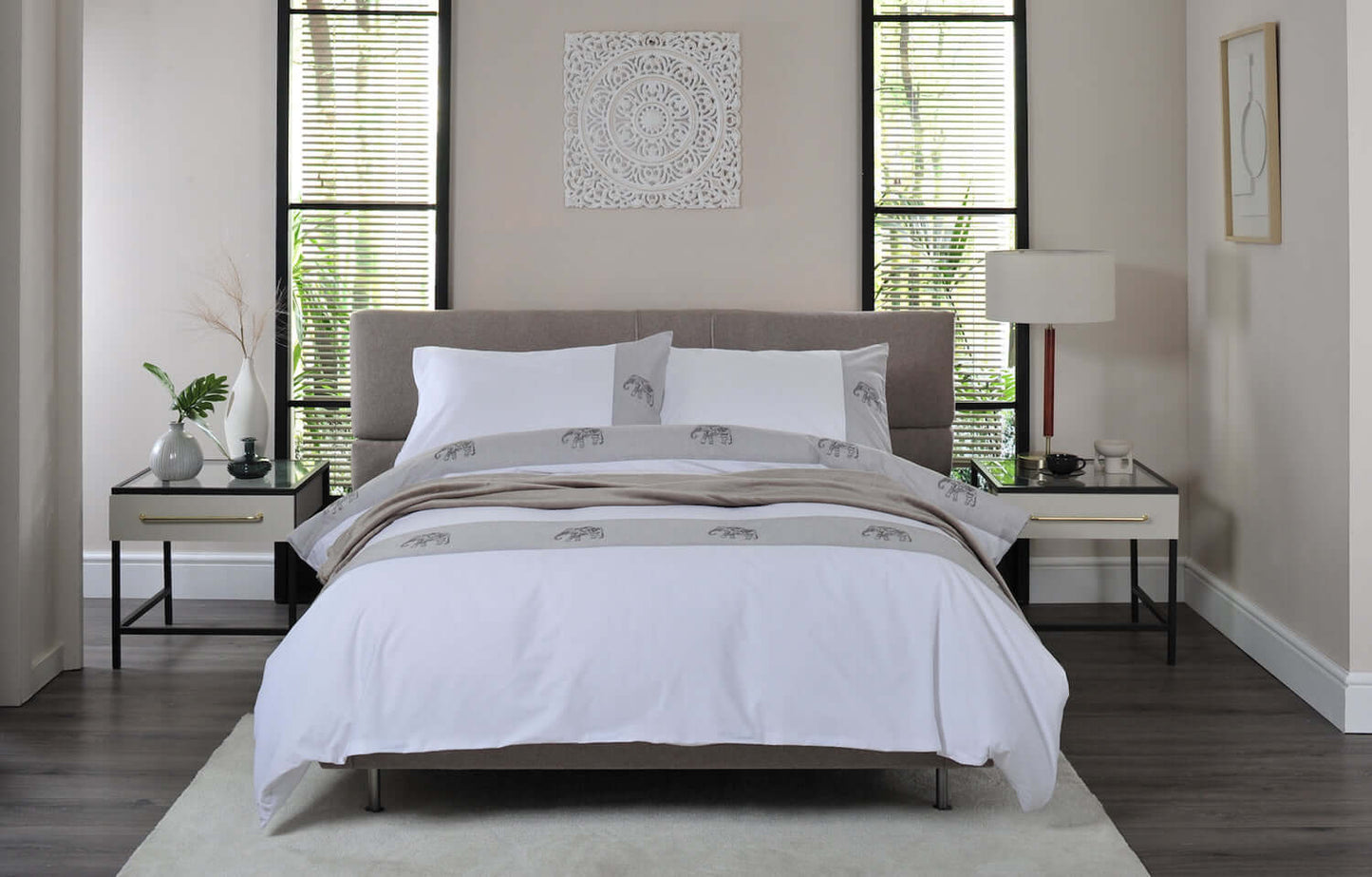 Elephants Embroidered Cotton Duvet Set