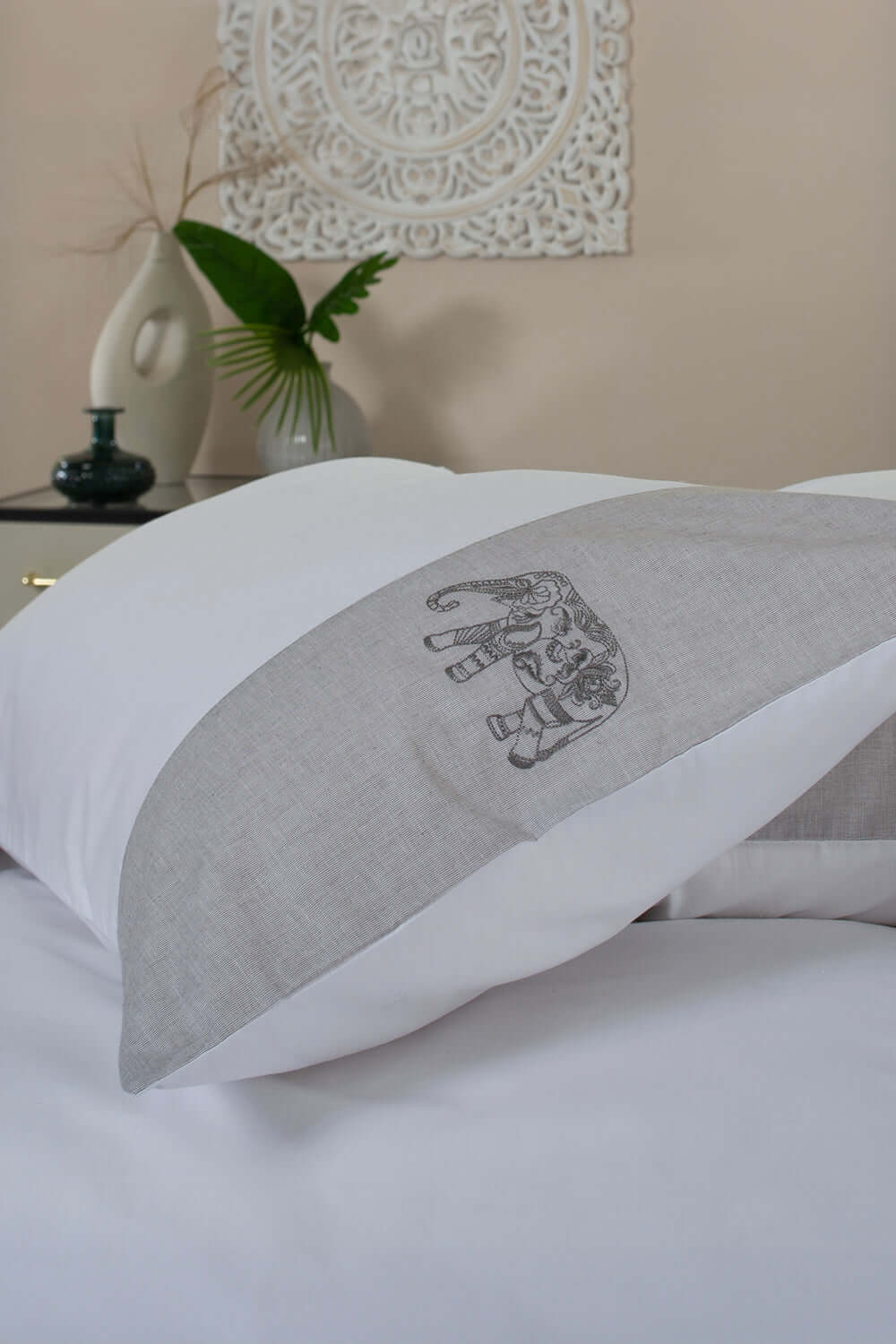 Elephants Embroidered Cotton Duvet Set