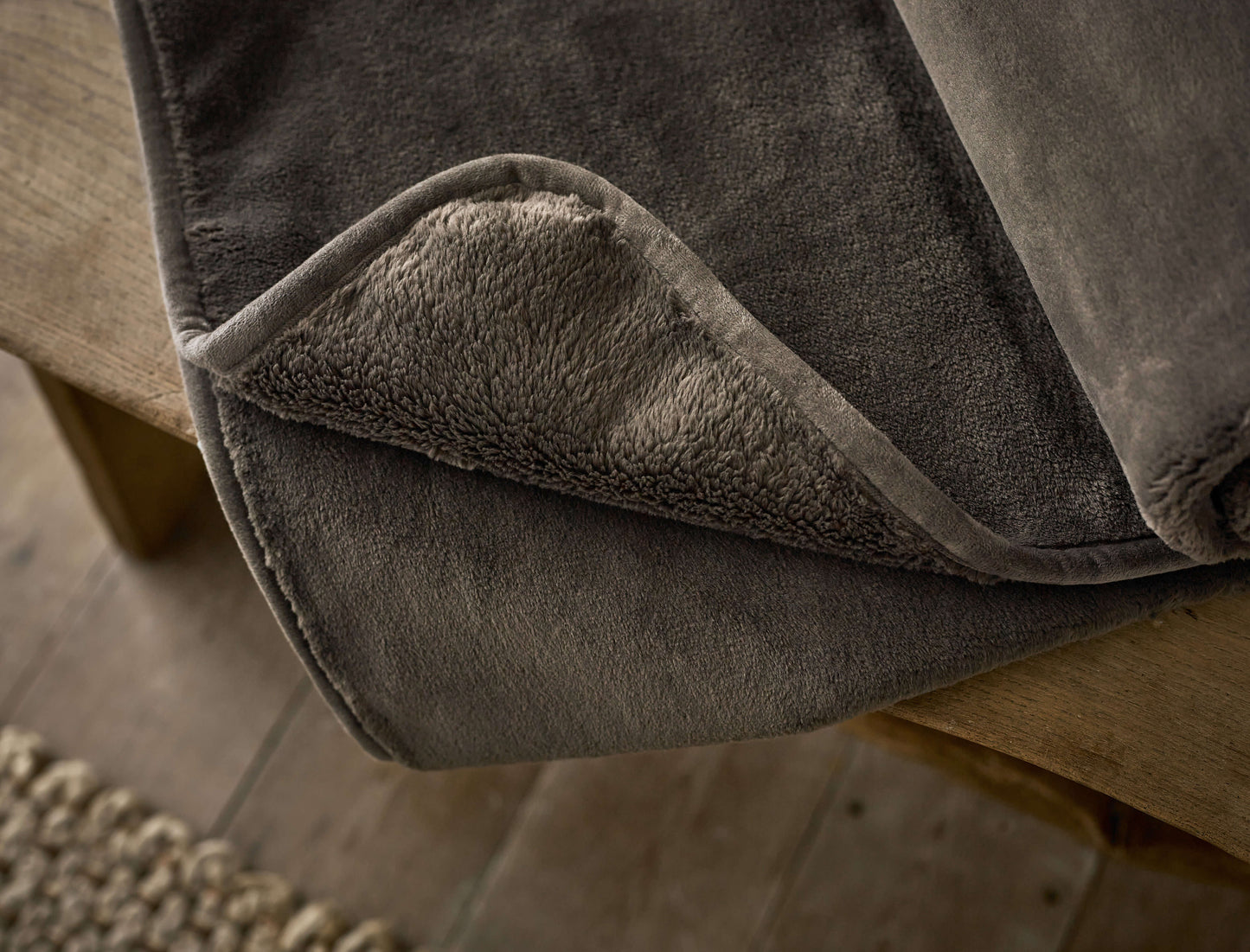Windsor Heavyweight Sherpa Throw