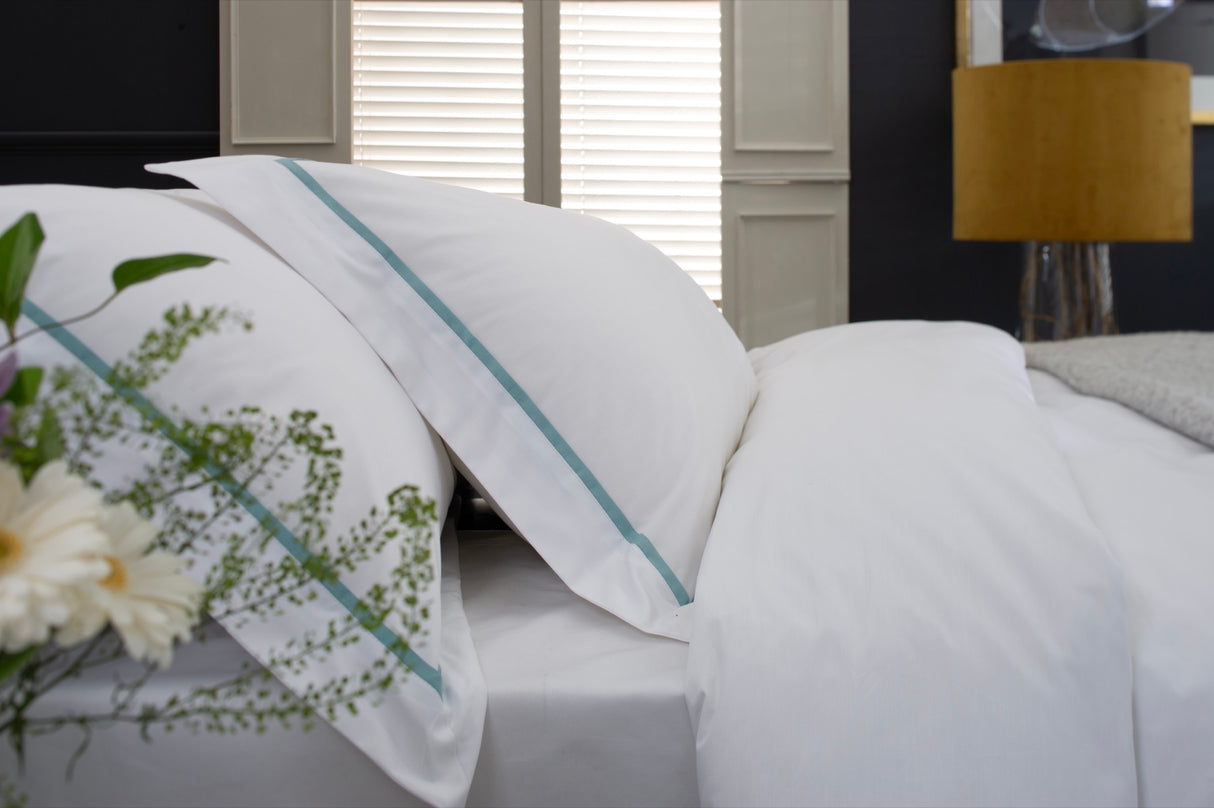 TLC 200TC Oxford Pillowcase Powder Blue - detail