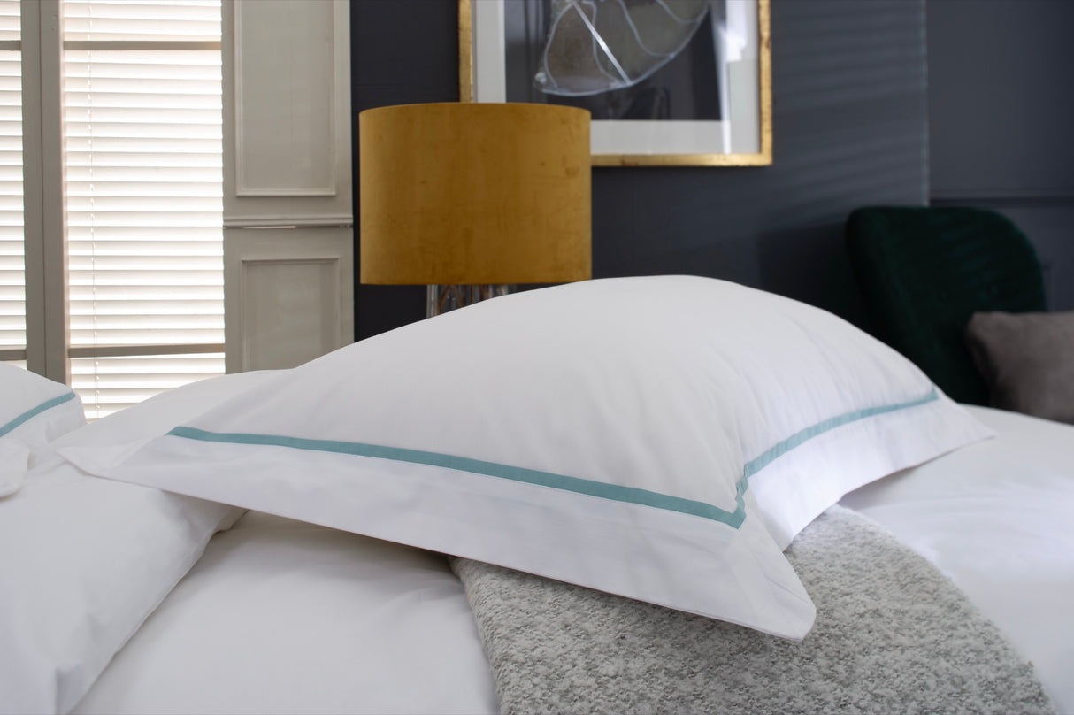 TLC 200TC Standard Pillowcase Pair Powder Blue - pillow detail