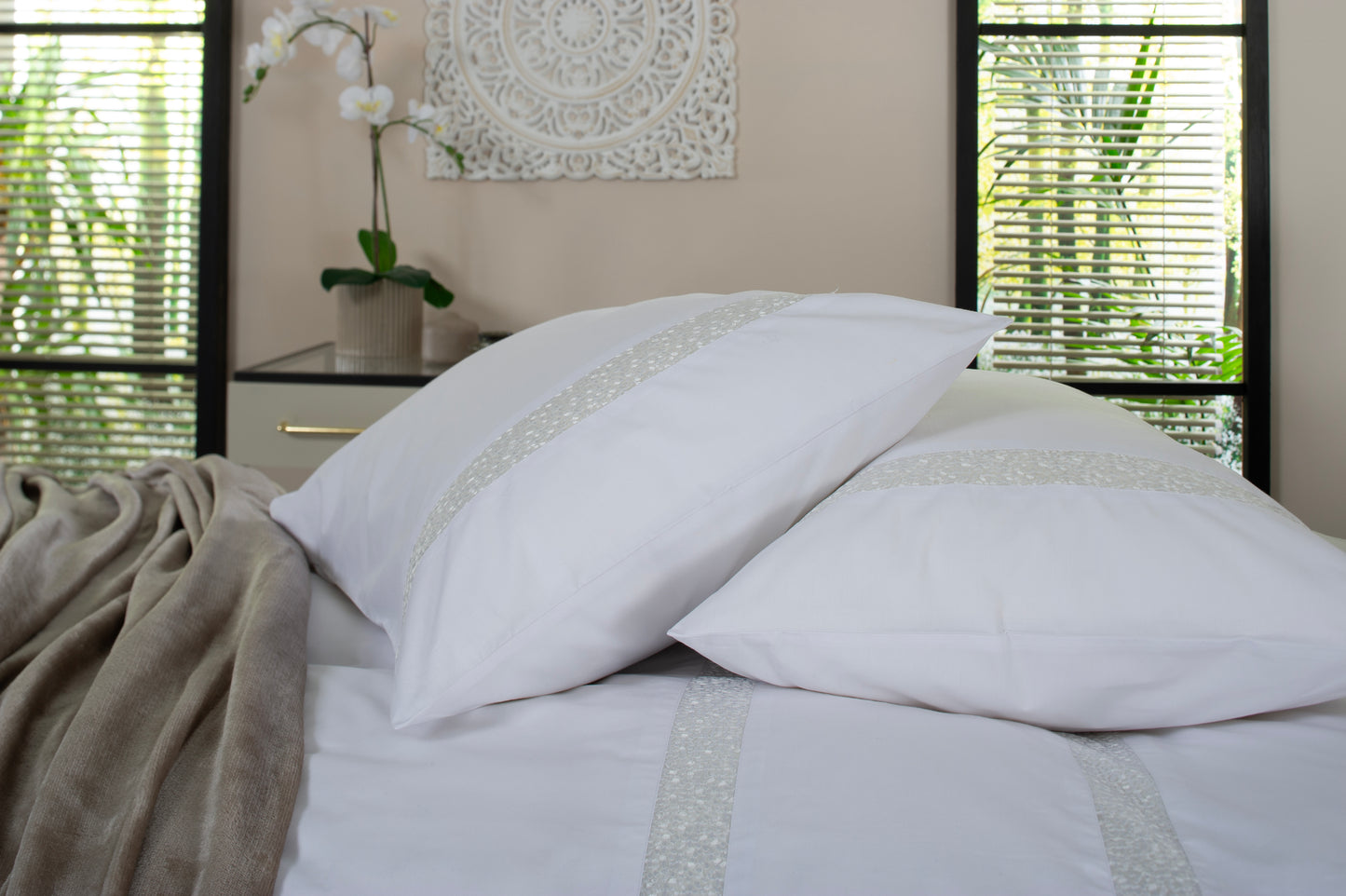Organdie Swirl Embroidered 200TC Cotton Duvet Set
