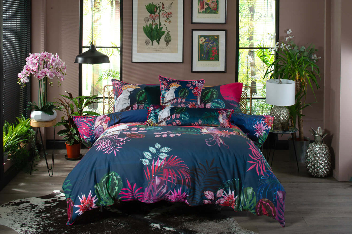 KN The Parrot and the Cockatoo Designer Bedding Collection