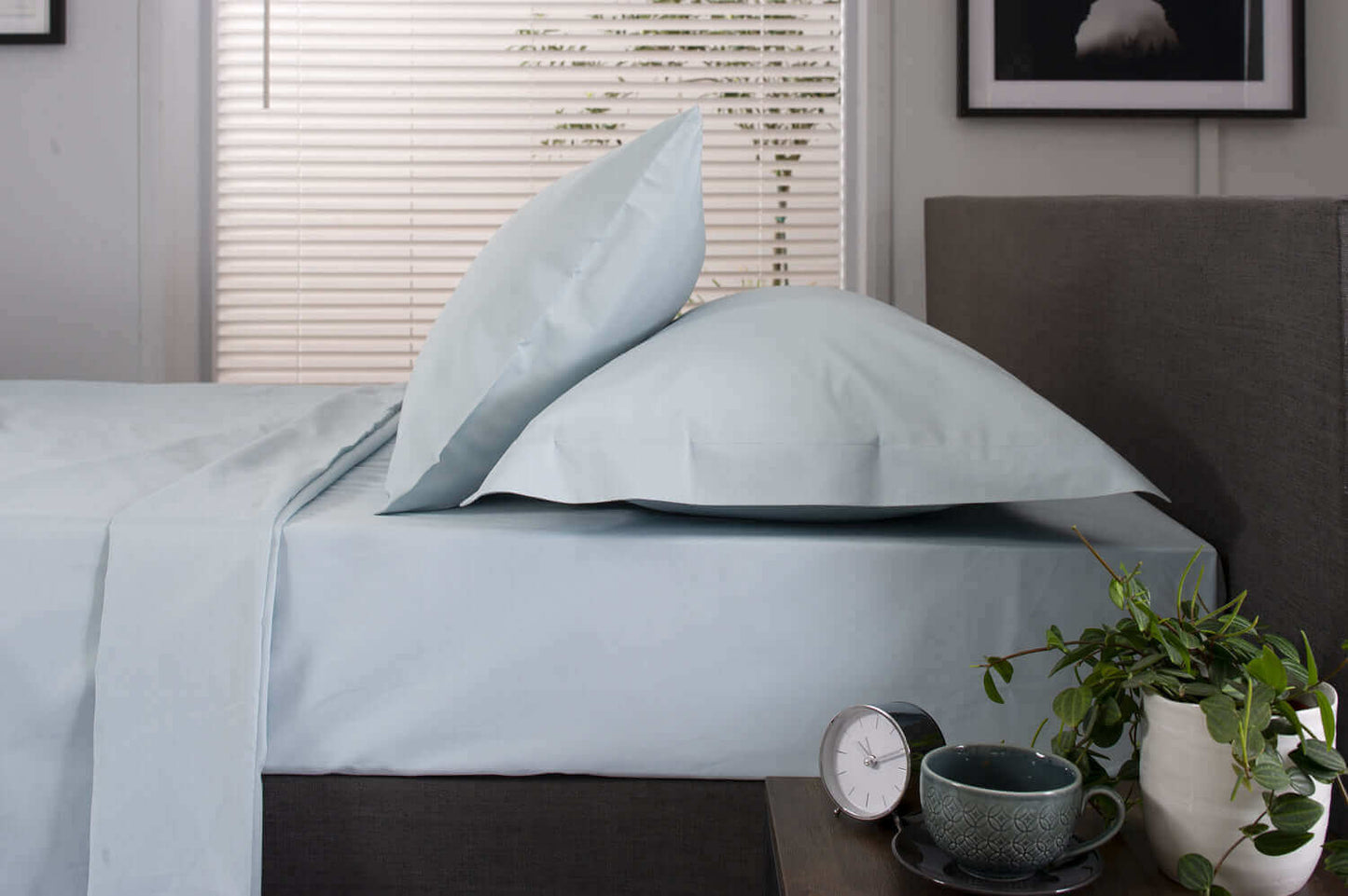 The Lyndon Company 200 Thread Count Cotton Bedlinen range - Deyongs