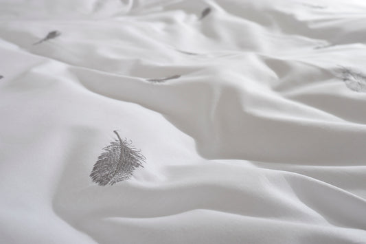 Feathers Embroidered Cotton Duvet Set