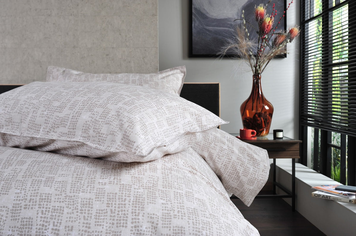 Toca Broken Texture Duvet Set | The Lyndon Company