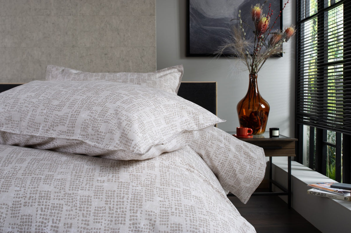Toca Broken Texture Duvet Set | The Lyndon Company