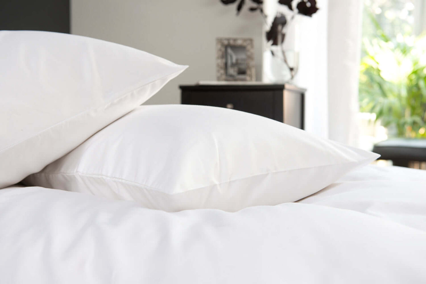 Nordcliff 200 TC White Cotton Pillowcase Pair
