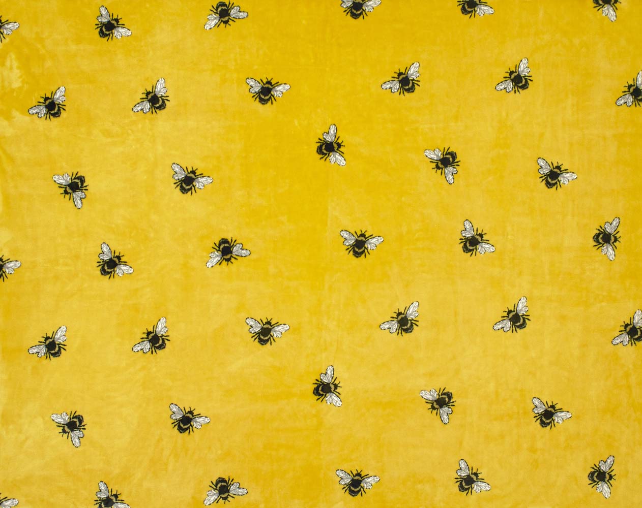 SuperSoft Printed Fleece Throw Bees