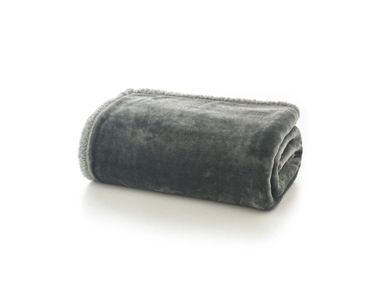 Blackbrook Reversible Sherpa Throw