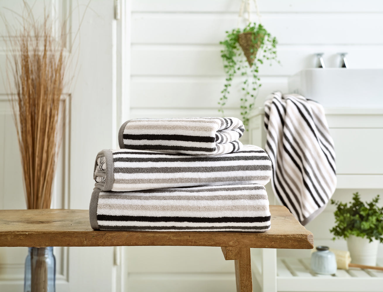 Bliss Linear Stripe - Chrome Lifestyle