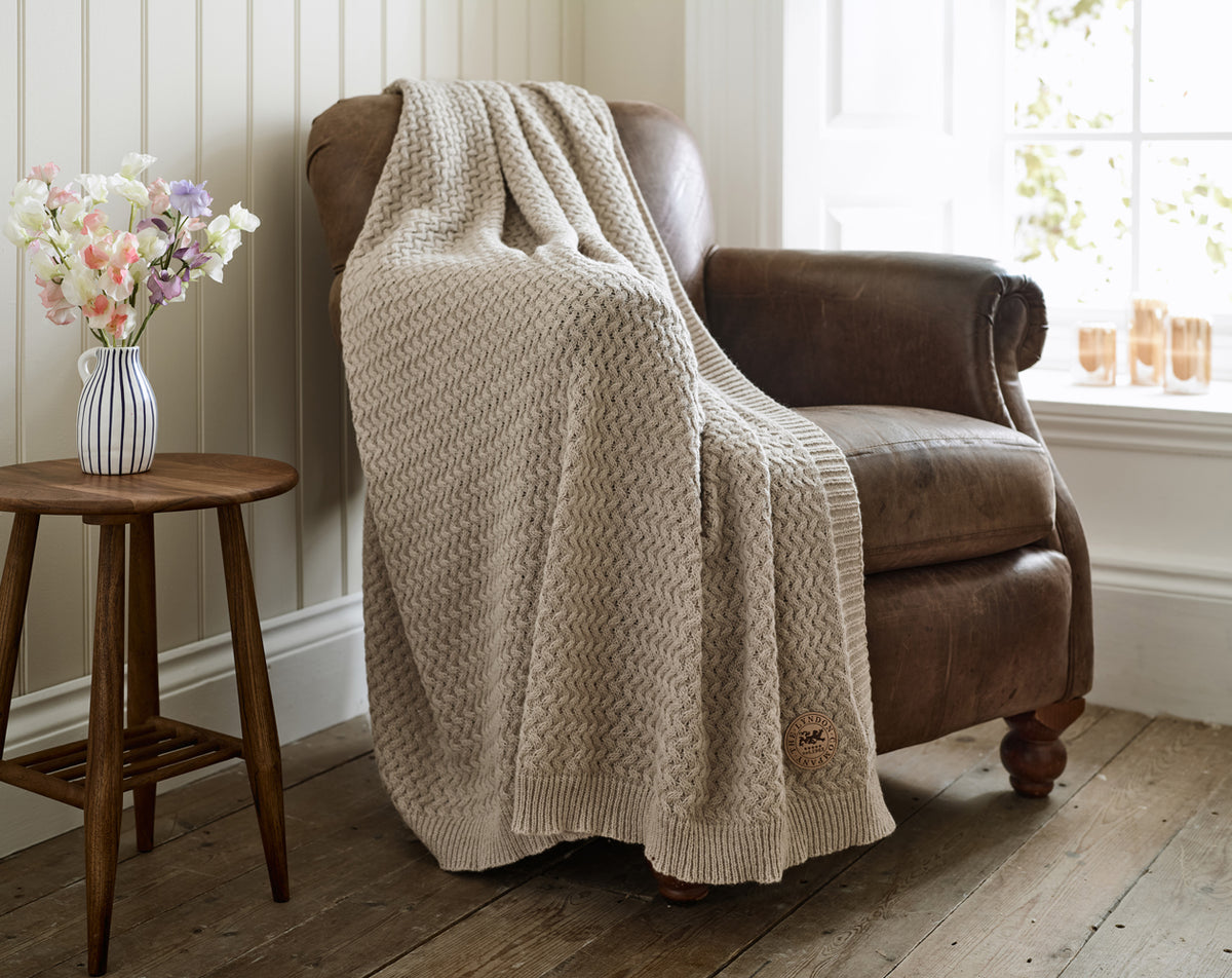 TLC Cadenza Knitted Throw