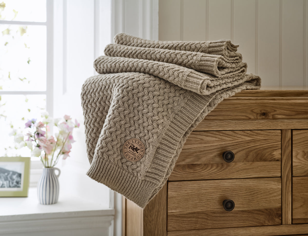 TLC Cadenza Knitted Throw