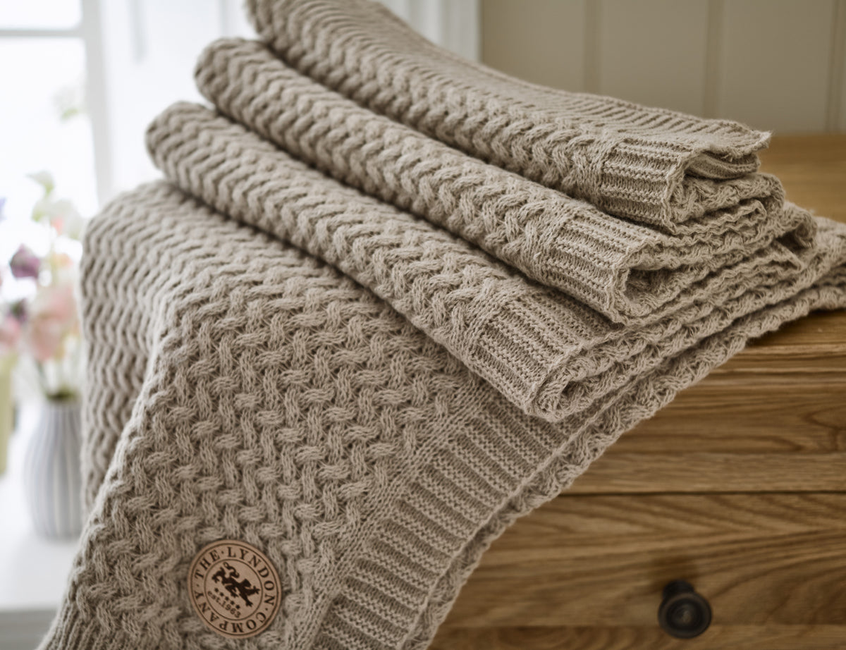 TLC Cadenza Knitted Throw