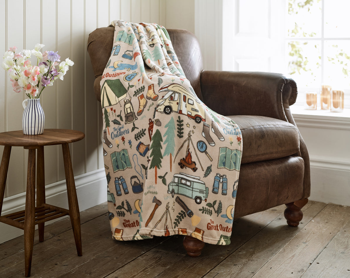 DY Cozy Comforts Great Outdoors Throw