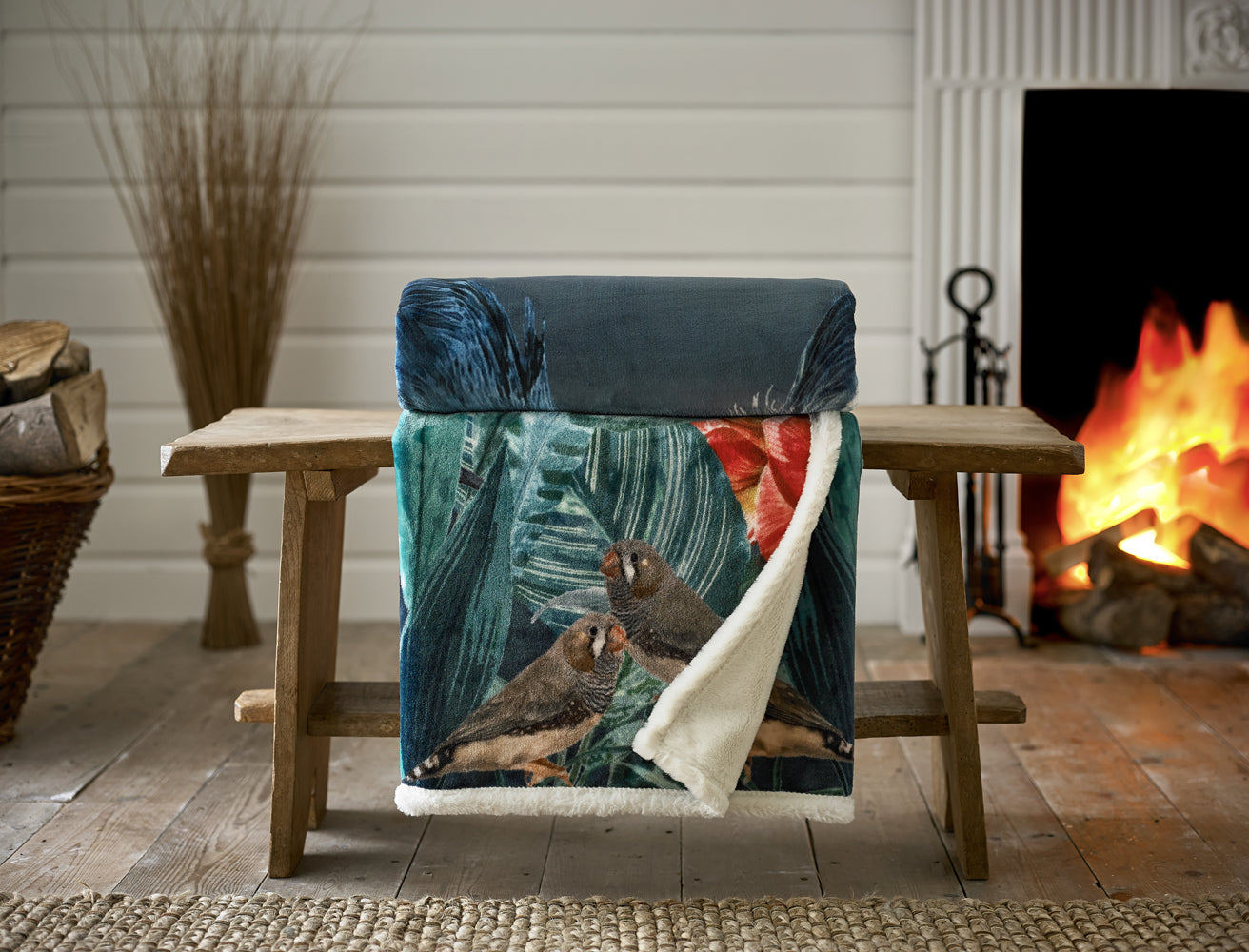 Crane World Printed Soft Fleece Faux Fur Back 140x180cm Throw