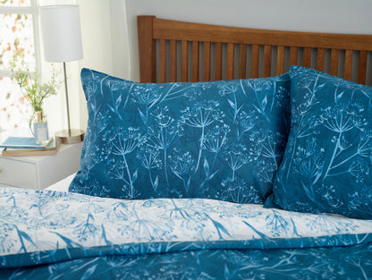 Cows Parsley Reversible Easy Care Duvet Set