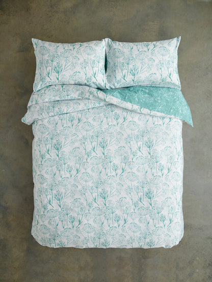 Cows Parsley Reversible Easy Care Duvet Set