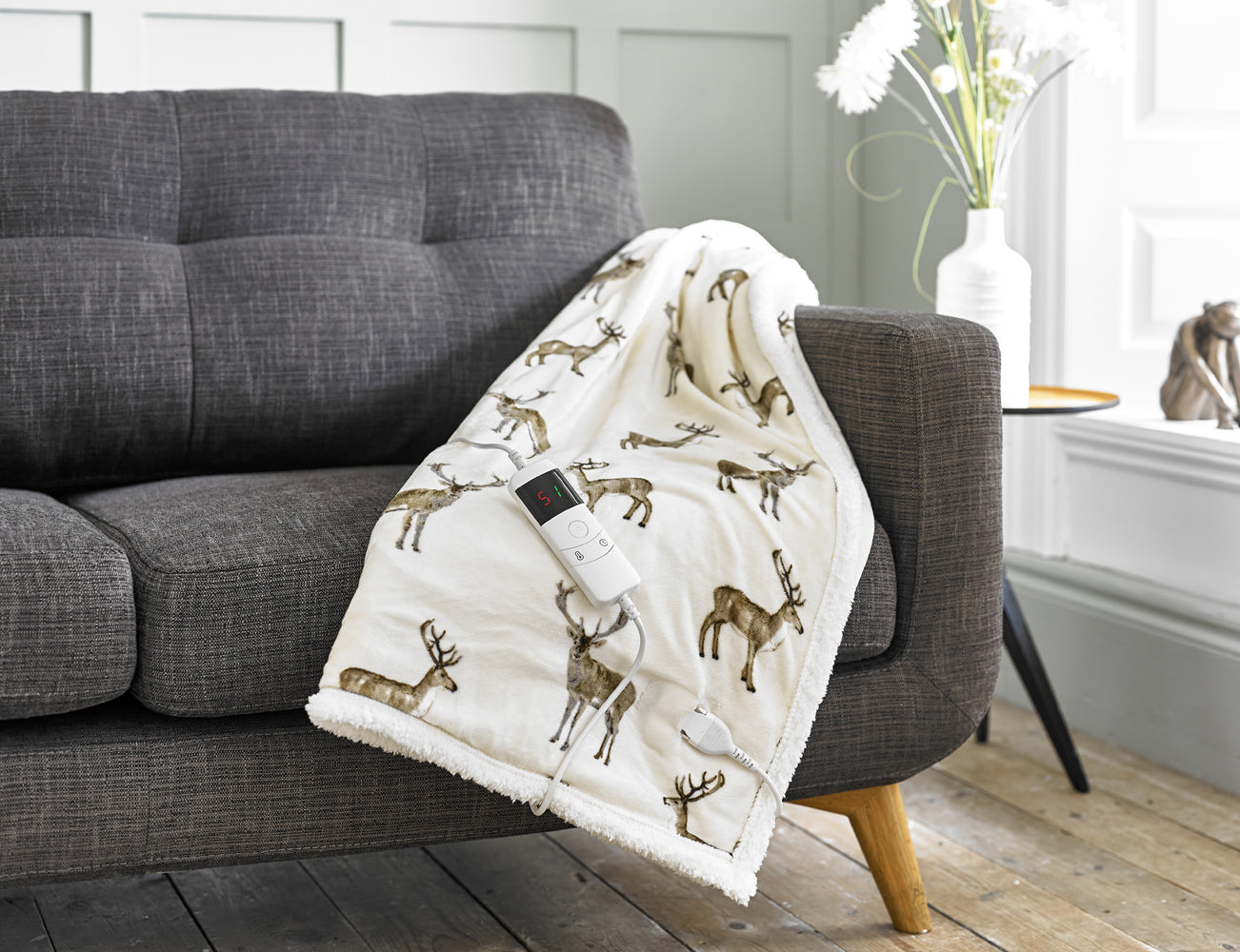 Sterling Stag Printed Fleece Electric Heated 140x180cm Throw