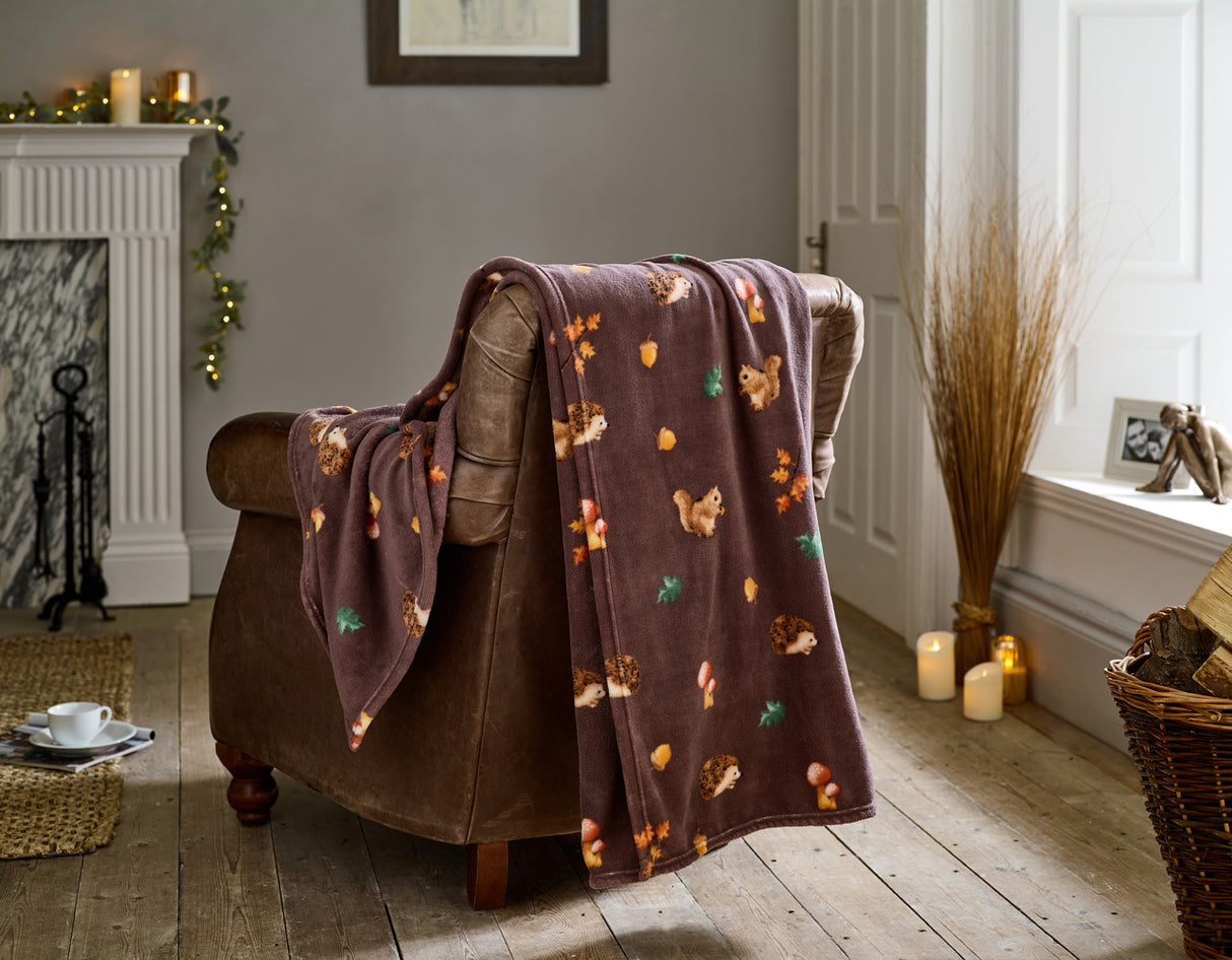 Hogging It Throw - Woodland Animal Fleece Blanket 140x180cm