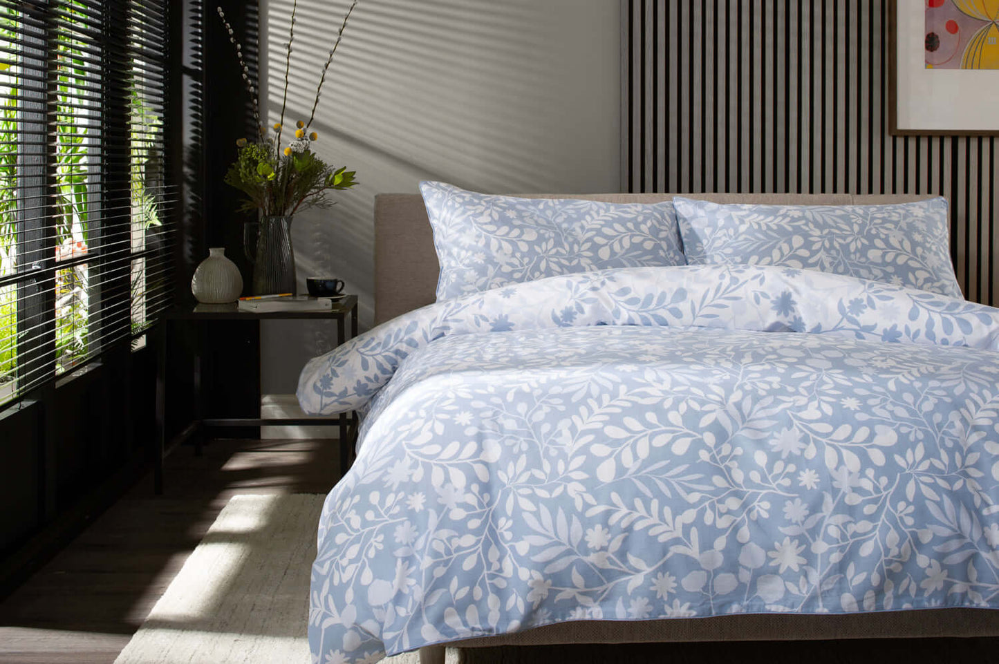 Mables Garden Reversible Duvet Set with Printed Bag