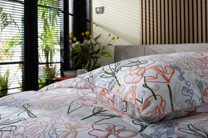 Naive Floral Duvet Set with Fabric Bag