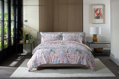 Naive Floral Duvet Set with Fabric Bag
