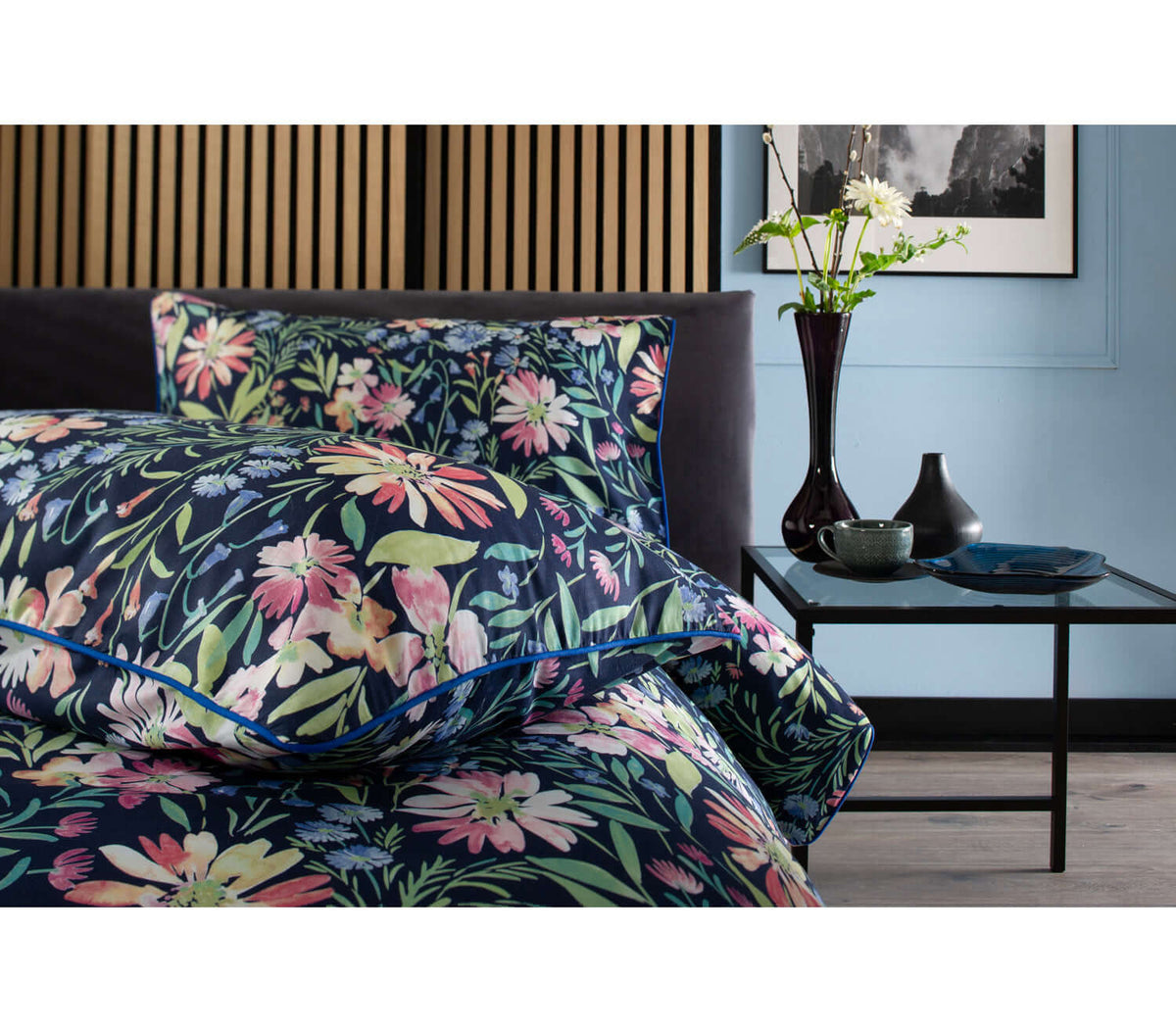 Spring Flowers Garden Reversible Duvet Set with Fabric Bag