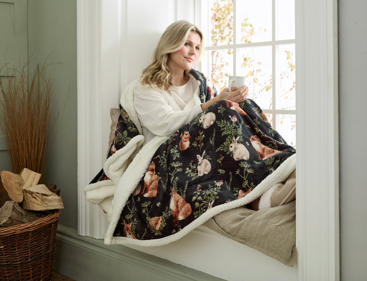 Woodland Wildlife Heated Throw
